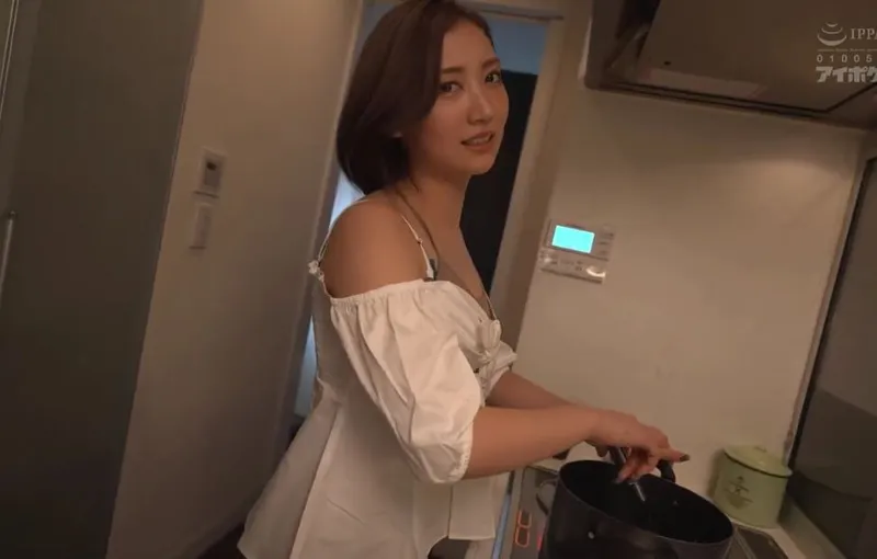 Cậu em người chồng trúng số và người vợ mới cưới của anh trai có chiếc lưỡi điêu luyện